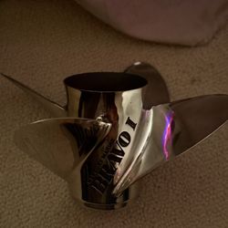 🔥 BRAND NEW Mercury Marine Bravo 1 Stainless Prop – 24P (48-831912) 🔥