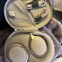 Bose Quiet Comfort Ultra - Sandstone