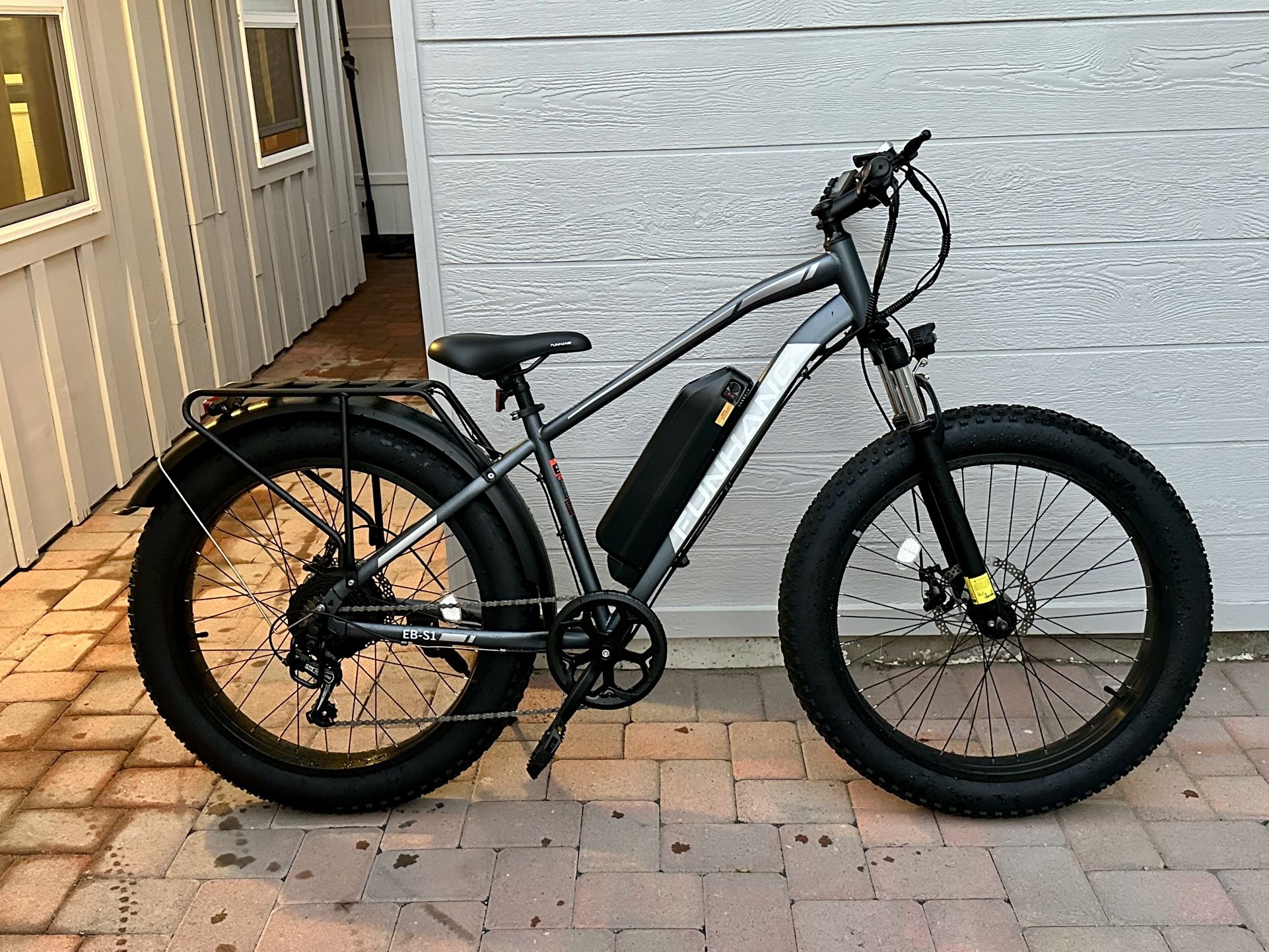 New Electric Bike 26, 1000W, 48V 13AH Battery