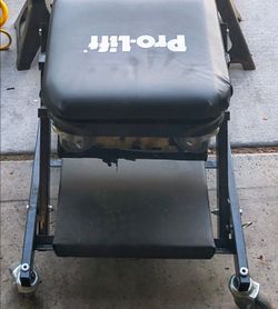 Powerlift stool for mechanics