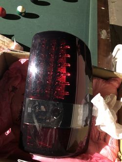 2000-2006 Chevy/GMC Suburban/Yukon XL Taillights