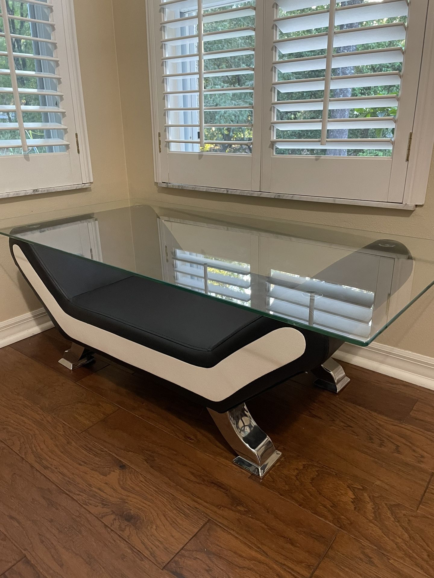 Glass Coffee Table 