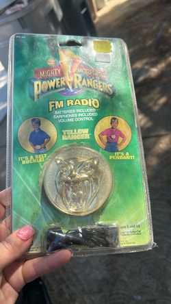 Mighty Morphin Power Rangers Yellow Ranger FM Radio