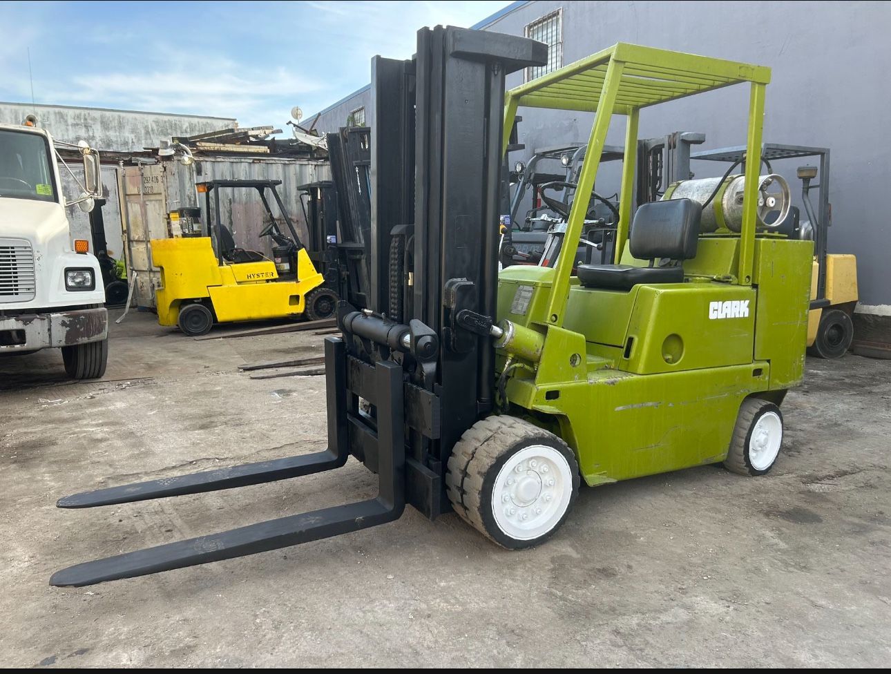 Forklift   Clark 10.000 Lbs  