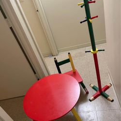 Kids Crayola Table 