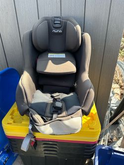 Nuna car seat
