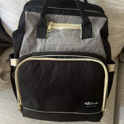 Expanding Baby Diaper Bag Expands For Diaper Changes And Naps