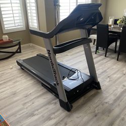  treadmill For Sale 