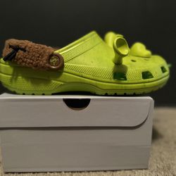 DreamWorks Shrek Crocs - Size 11