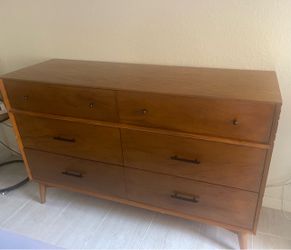 Mid-Century Alton 6 Drawer Cherry Dresser