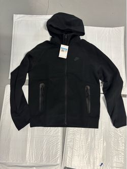 Nike tech