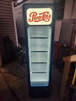 PC8-HC Refrigerator 1 Glass Door  20 wide 26 deep 75 high