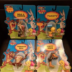 Looney Tunes Collectible Toy Figures