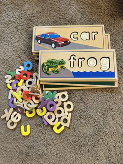 Melissa & Doug Spelling Puzzles