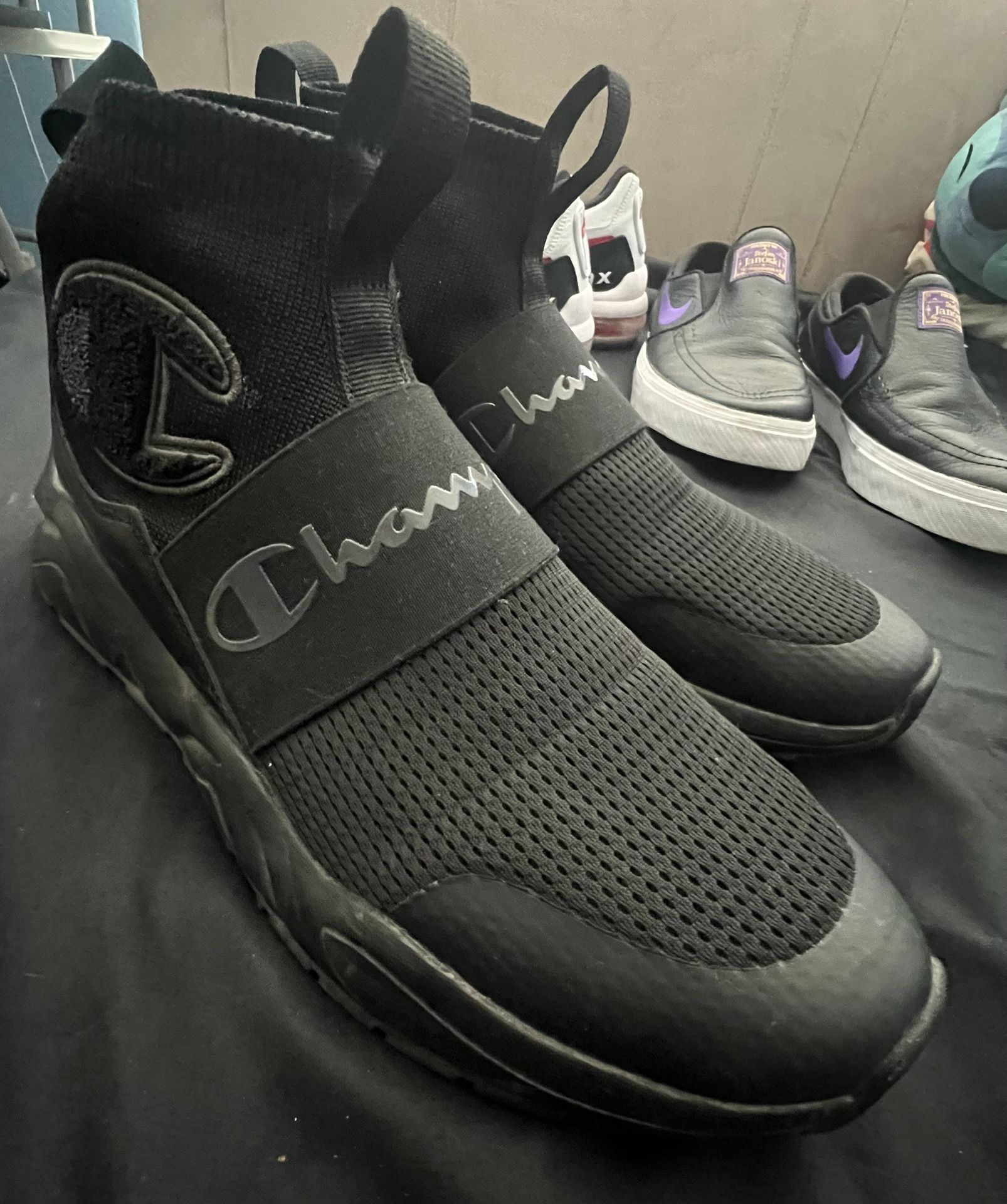 Champion Rally Pro Stealth Black