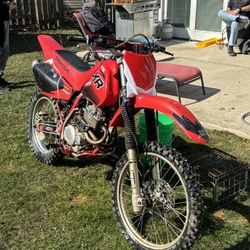2000 Xr250r