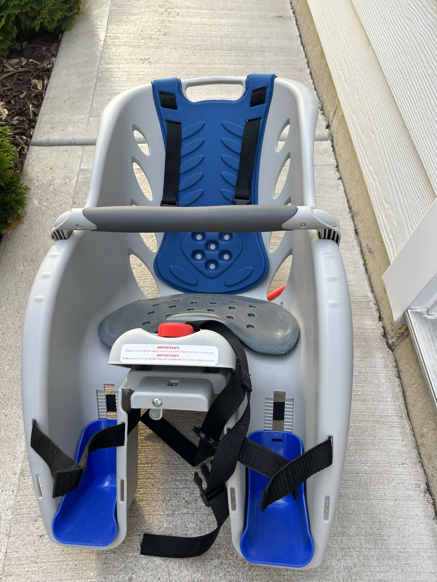 Schwinn Deluxe and Ovation Bike Child Carrier