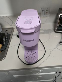 Lavender Keurig Single Serve Coffee Maker – Works Great