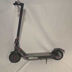 AOVOPRO ES80 Electric Scooter 350W 10.5 Ah Long Range High Speed Foldable

Brand new ✨️