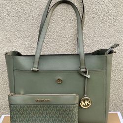 Michael Kors Maisie Tote with Large Pouch, EUC/2 piezas MK