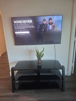 TV SAMSUNG  55"  Y MESA