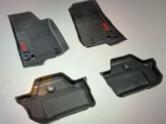 Jeep Wrangler rubberized car mats
