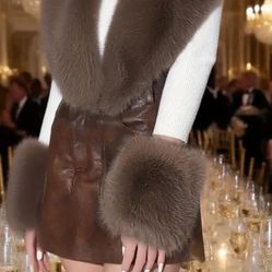 Brand New 3 Pieces Many Colors Can Put On Any Jackets 