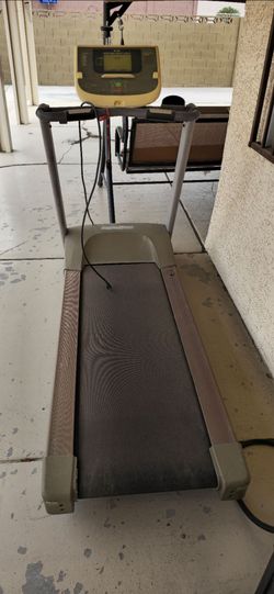 Precor 9.23 Treadmill