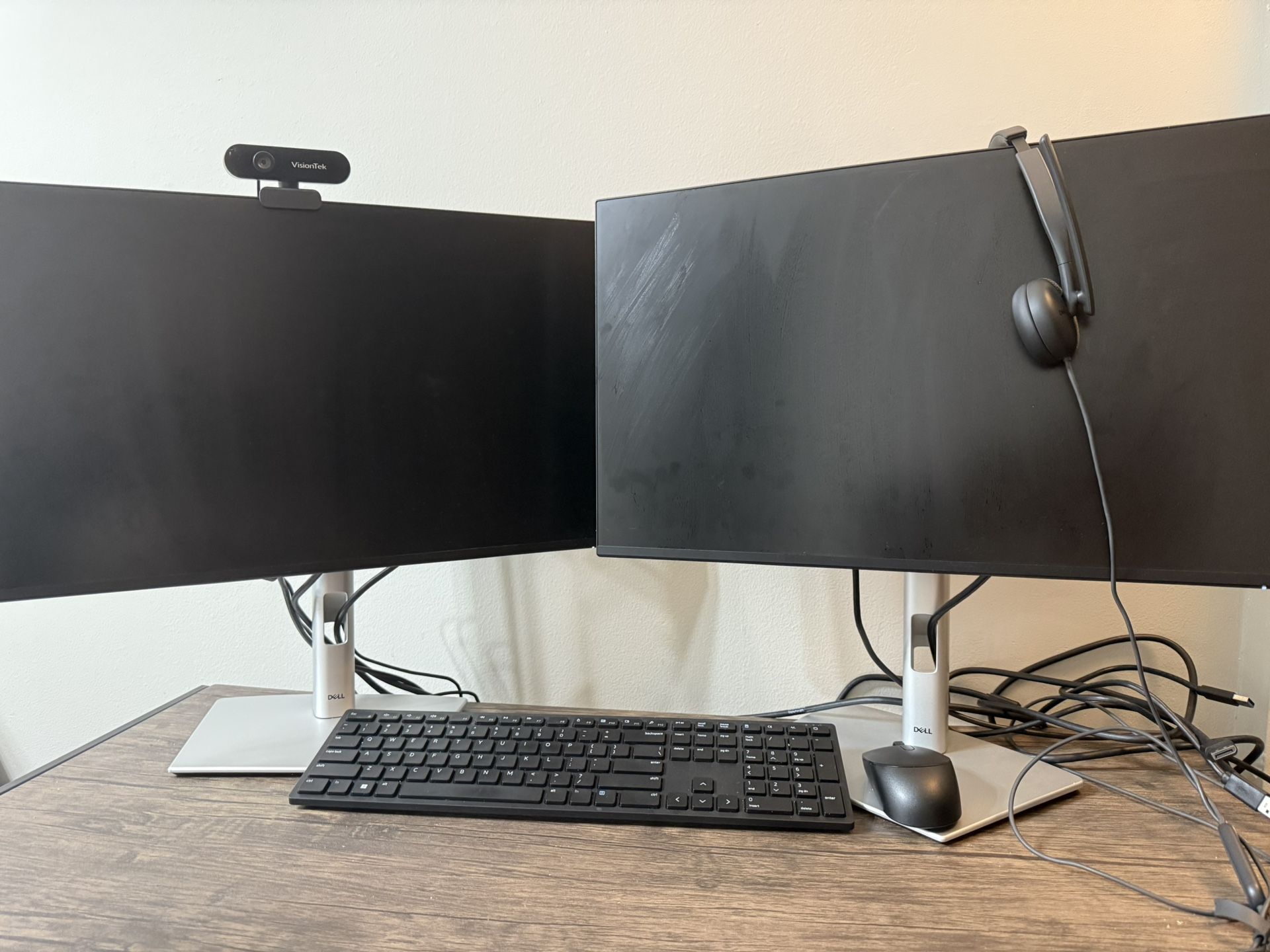 2 Dell Monitors — Like New — $240 OBO (Pickup Only)