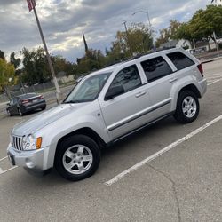 07 Jeep Grand Cherokee 