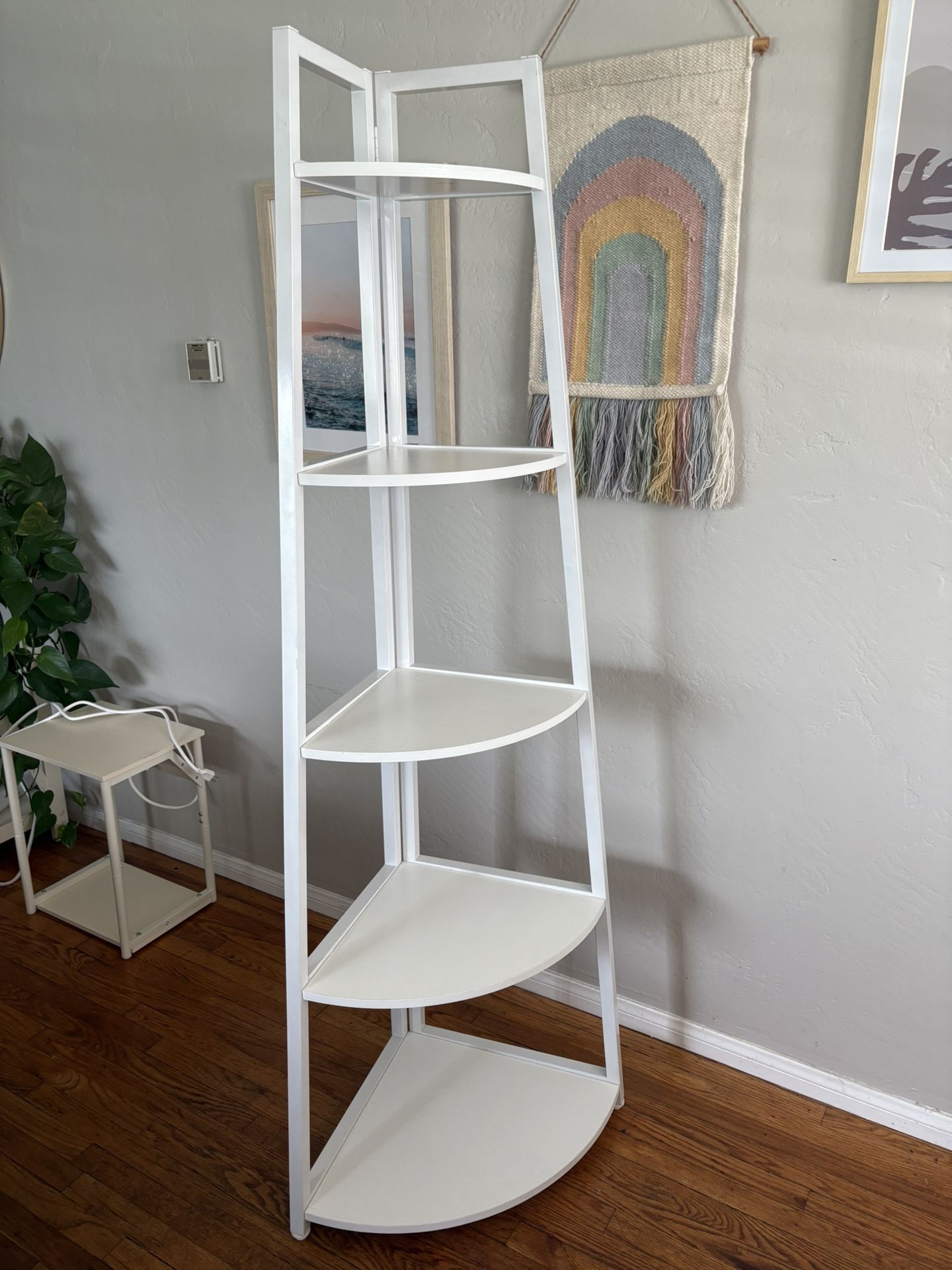 Corner Shelf - 5 Tier