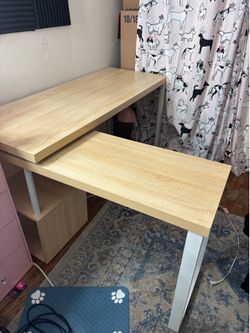 desk
