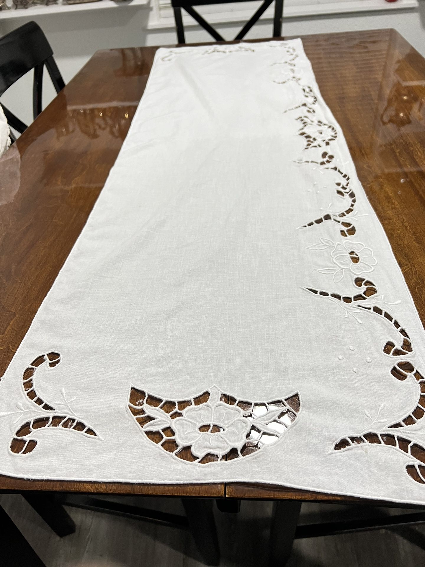 Table Runner, Lot more articles