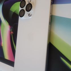 iPhone 16 Pro Max (BRAND NEW) (Only Used It For 1 Month) White Titanium, 256GB (UNLOCKED)