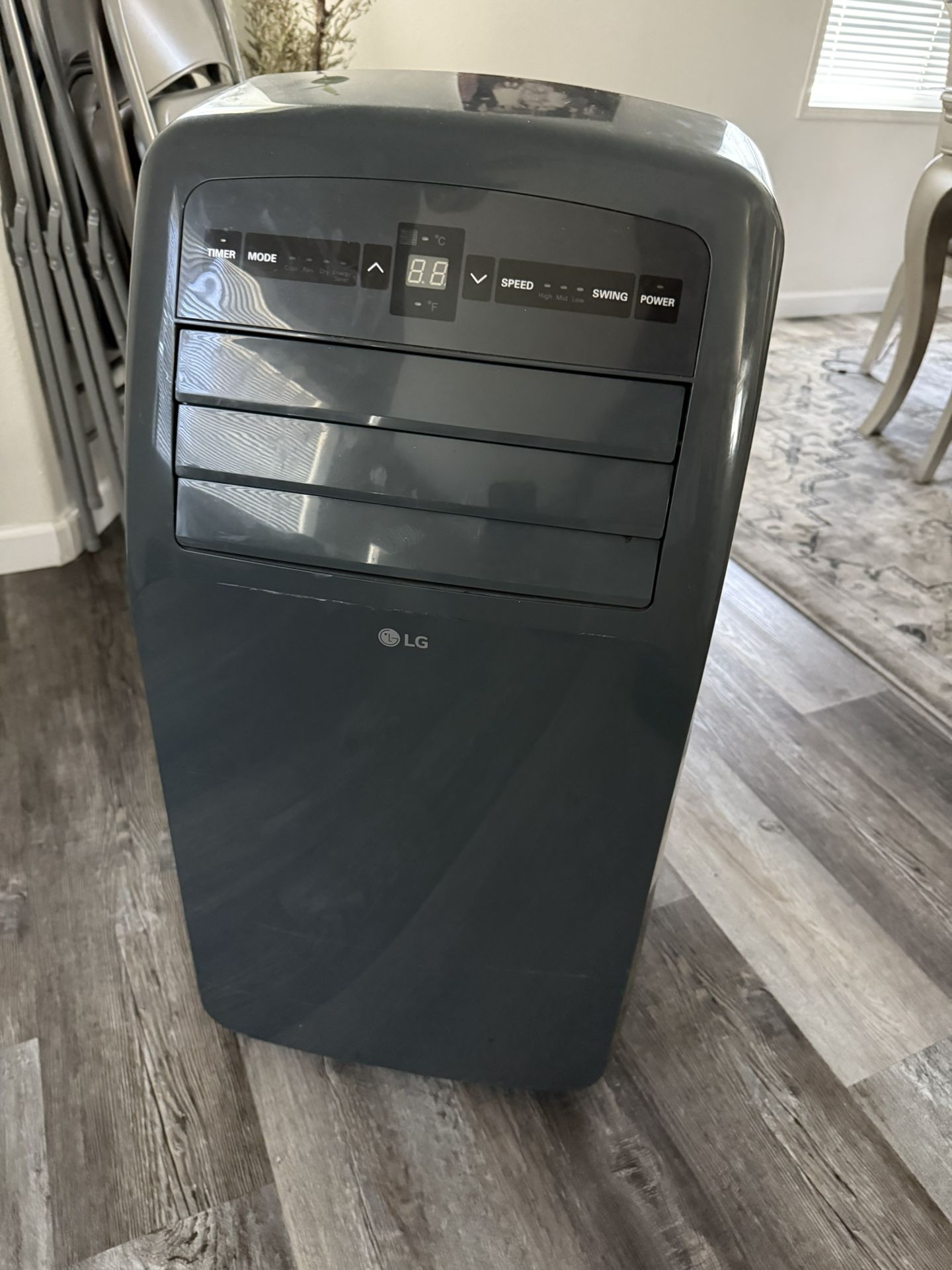 LG AIR CONDITIONER 