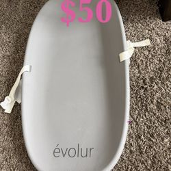 NEWBORN ITEMS — Diaper Pad, Genie, Wipe Warmer