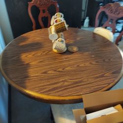 Wooden Table Mesa De Madera