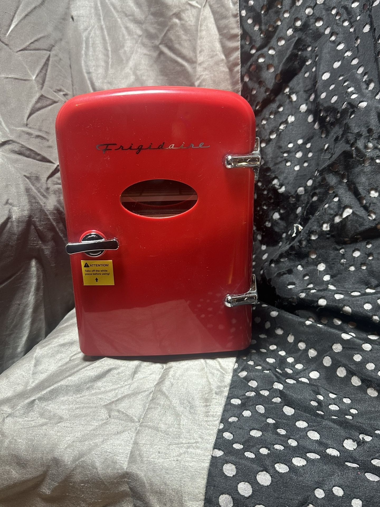 Personal Mini Fridge