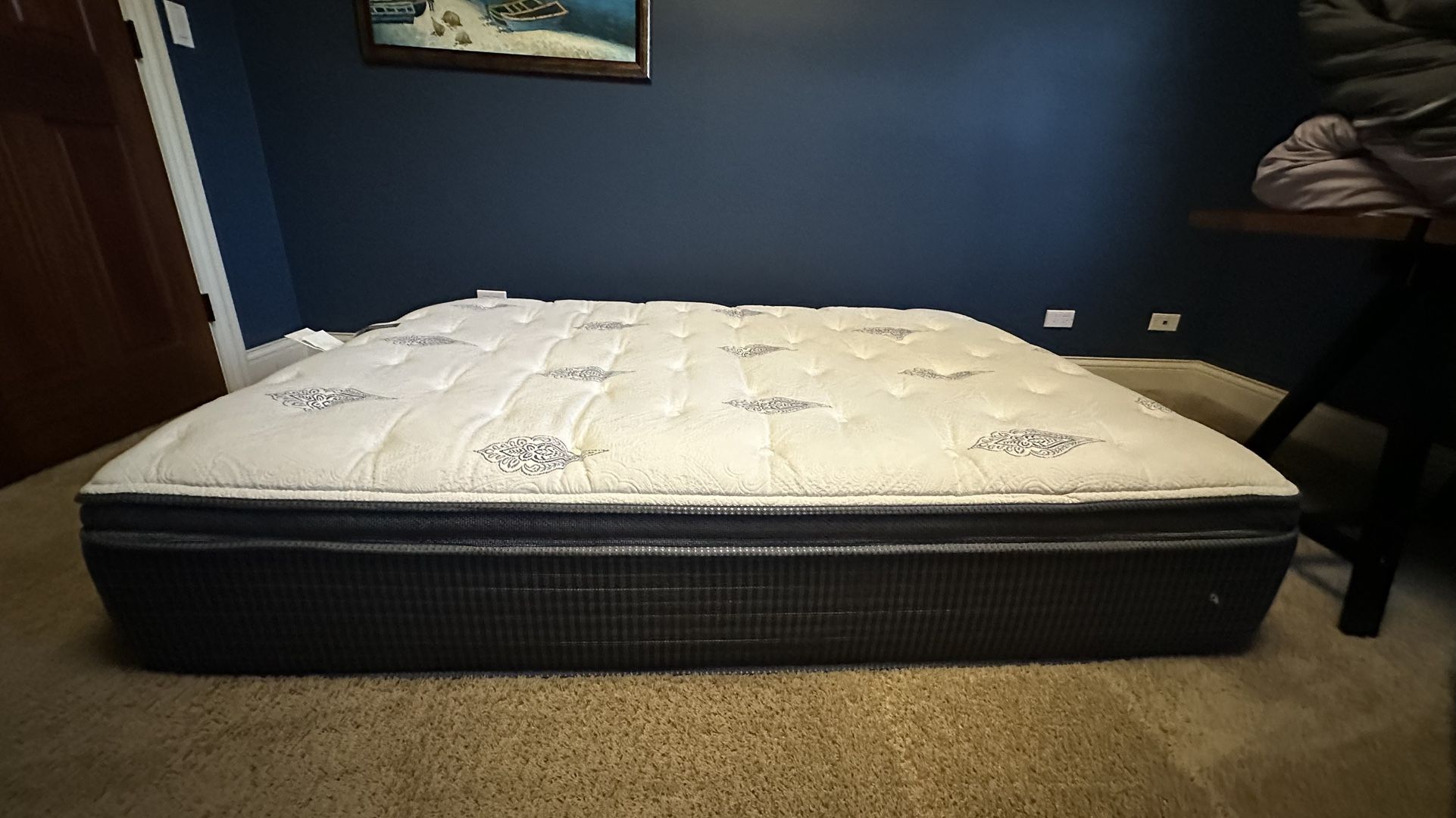 Full Size Beautyrest mattress 