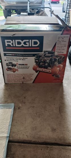 Tri-Stack 5 Gallon Air Compressor