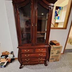 Antique  China/Curio Cabinet