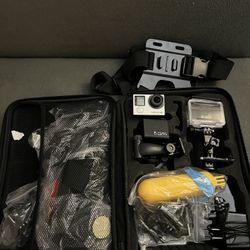 GoPro Hero 4 with Accessories