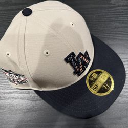 New Era Low Profile Dodgers Size 7 1/2 New
