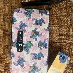 NEW Disney Stitch Floral Wallet