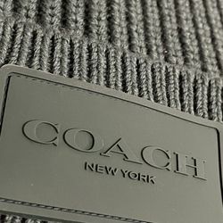 Nwot Uniex Coach knit Beanie Hat
