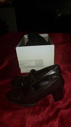 NINE WEST DARK BROWN 100% LOAFERS WIT A 5 INCH HIGH HEEL SLIP ON!!!!!!!!!!!!!