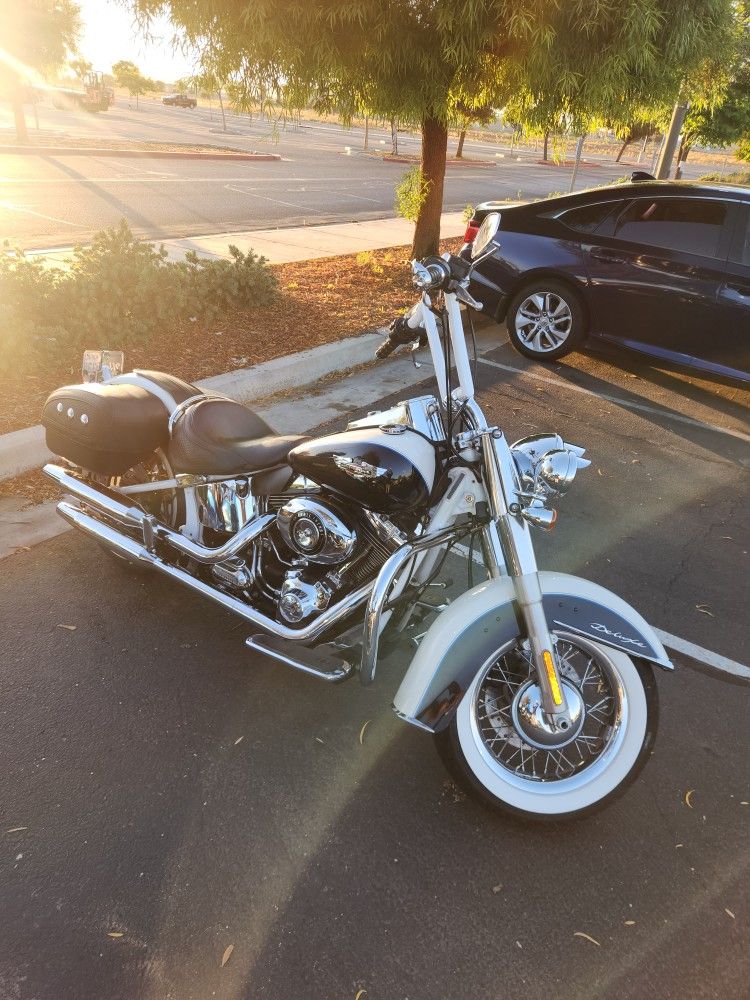2016 Harley Davidson Softail Deluxe