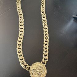 Heavy Medusa Curb Chain - Gold Tone (Local Pickup Only)