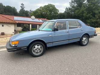 1984 Saab 900