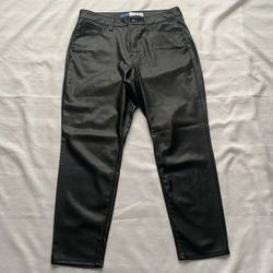 Old Navy High-Rise OG Straight Faux Leather Pants Black Size 12 NWOT